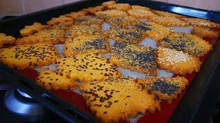 Песочное печенье на желтках. Вкусное песочное печенье с кунжутом, маком и семенами льна