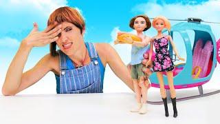 Барби и вертолет. Игры готовка с Барби + Маша Капуки. Видео с куклами для девочек