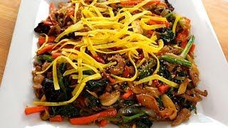 Easy japchae, Korean stir-fried noodles and vegetables (잡채)