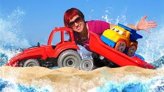 Машинки и трактор на пляже - Новое видео Капуки Кануки - Игрушкам Пора купаться!