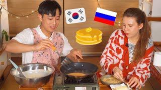 Муж кореец печет блины Катя и Кюдэ Влог Южная Корея