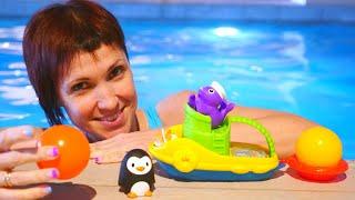 Игрушки и веселая песенка - Игры в бассейне и Маша - Видео для детей Капуки Кануки