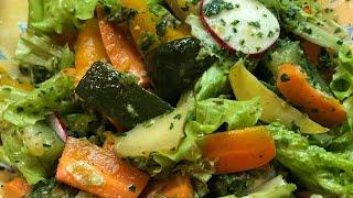 Салат с печёными овощами. Полезно и очень вкусно. Рецепт в описании.