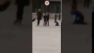 Родители добиваются увольнения тренера по фигурному катанию, которая швыряет детей на лёд