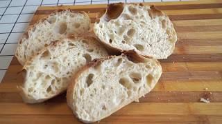 Хлеб Чиабатта. Ингредиенты: вода, дрожжи , мука