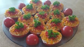 Закуска - помидоры с творожным сыром и овощами/Закуска на праздничный стол!