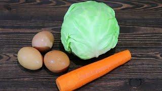 Капуста, яйца и морковь, готовлю два раза в день и все равно мало. Салат из капусты.